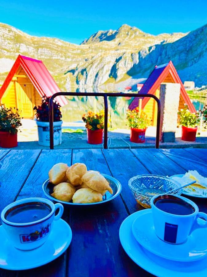 Kapetanovo Jezero Bungalov Bed & Breakfast Podgorica Ngoại thất bức ảnh
