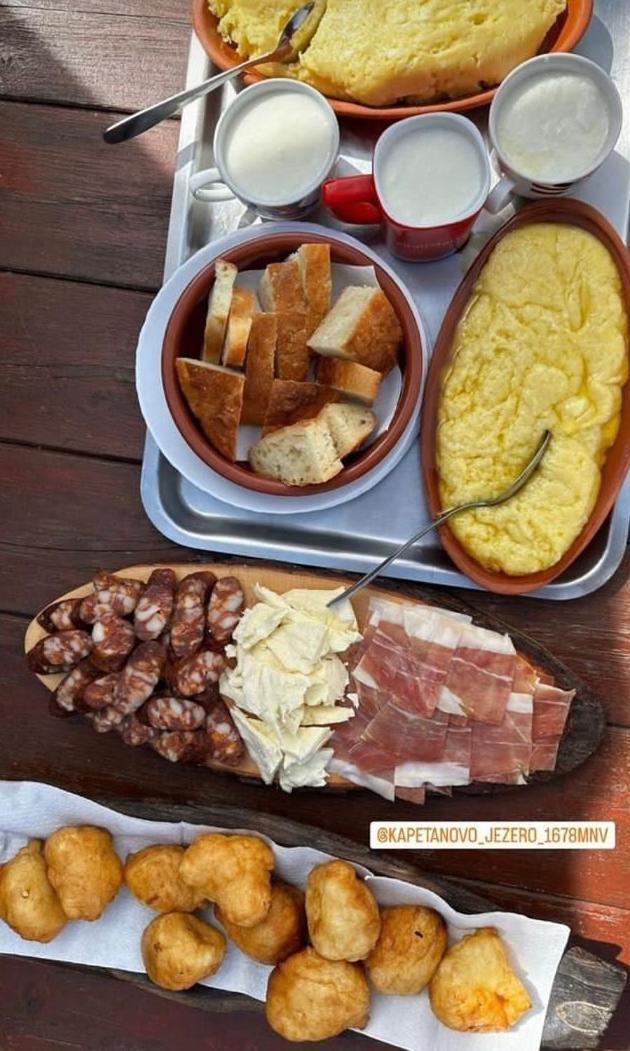 Kapetanovo Jezero Bungalov Bed & Breakfast Podgorica Ngoại thất bức ảnh